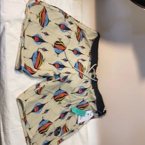 Vissla men’s coral reefer short